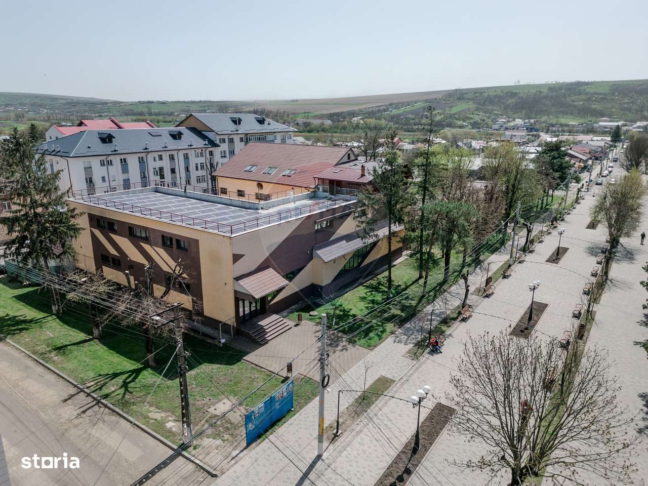 Spațiu comercial de 1,460mp în zona Central - Imagine principală: 2/18