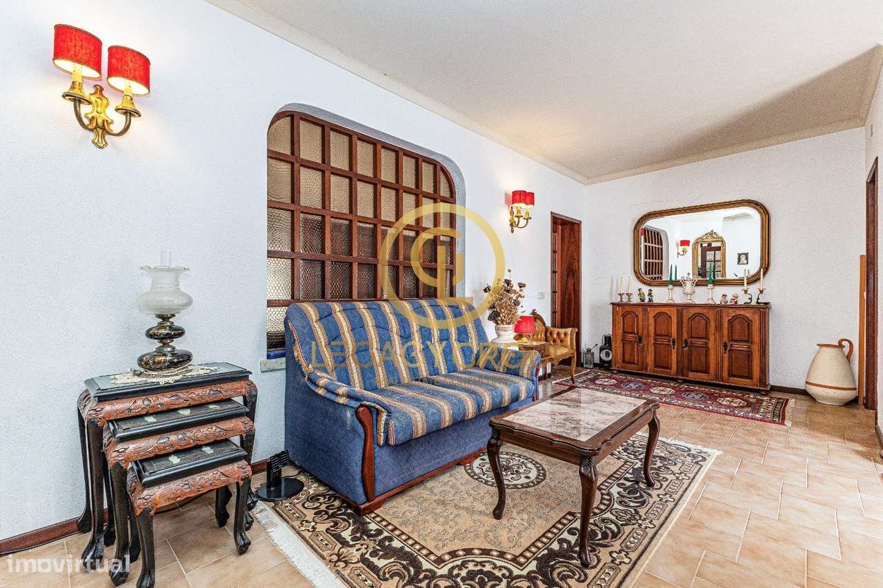 Villa "Fiori" - Moradia 7 quartos inserida em lote de 7.840m2!!-50