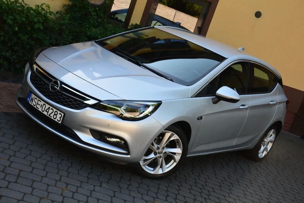 Opel Astra K (2015-2021) 1.4 T Elite 2018