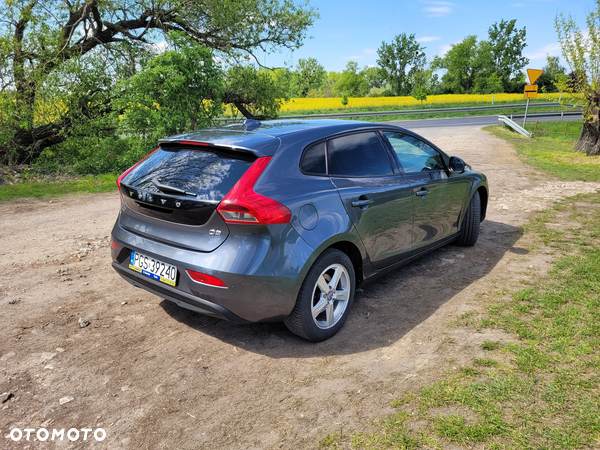 Volvo V40 D2 Base - 3