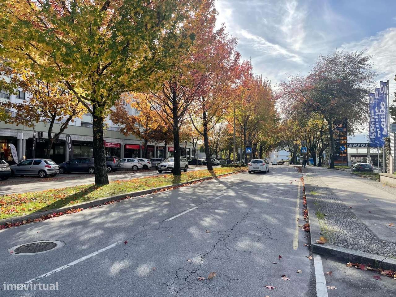 ESPAÇO COMERCIAL/SERVIÇOS PARA VENDA EM S. JOÃO DA MADEIRA COM 223 M2 - Grande imagem: 4/22