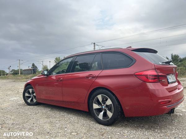 BMW Seria 3 320d Touring Aut. Efficient Dynamics Edition Sport Line - 5