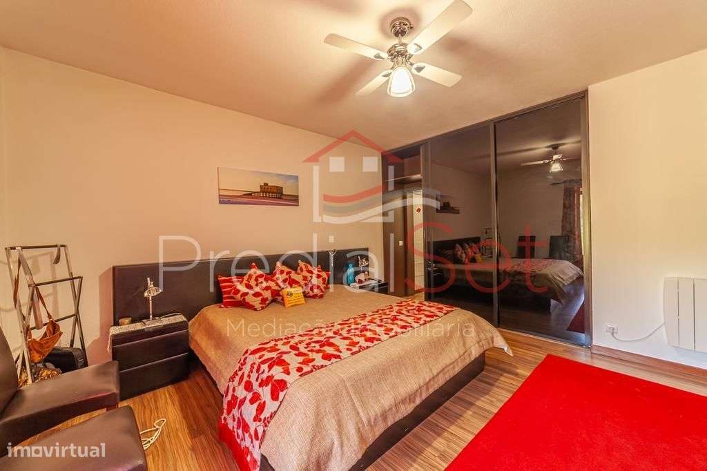 Quinta com Moradia de 6 assoalhadas com piscina - Loures-Lisboa-35