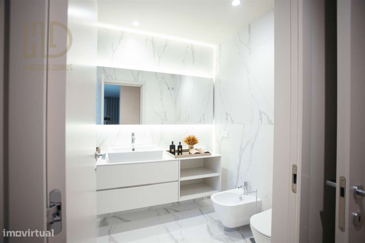 Apartamento T4 nos Jardins da Arrábida-25