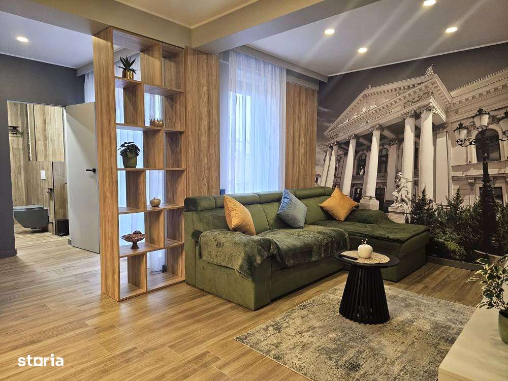 Închiriem apartament lux, ultracentral cu loc de parcare - Imagine principală: 4/9