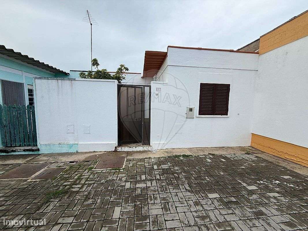 Moradia T2 para arrendamento - Grande imagem: 2/14