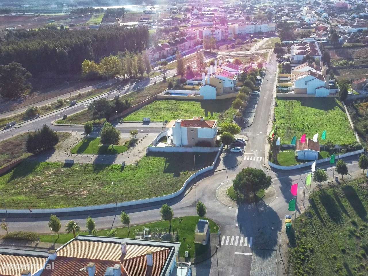 LOTE PARA HABITAÇÃO COLETIVA | CAMPELOS | 2 MIN DA A8-1