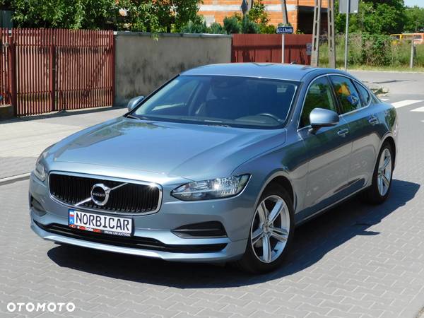 Volvo S90 D3 Geartronic Momentum Pro - 1