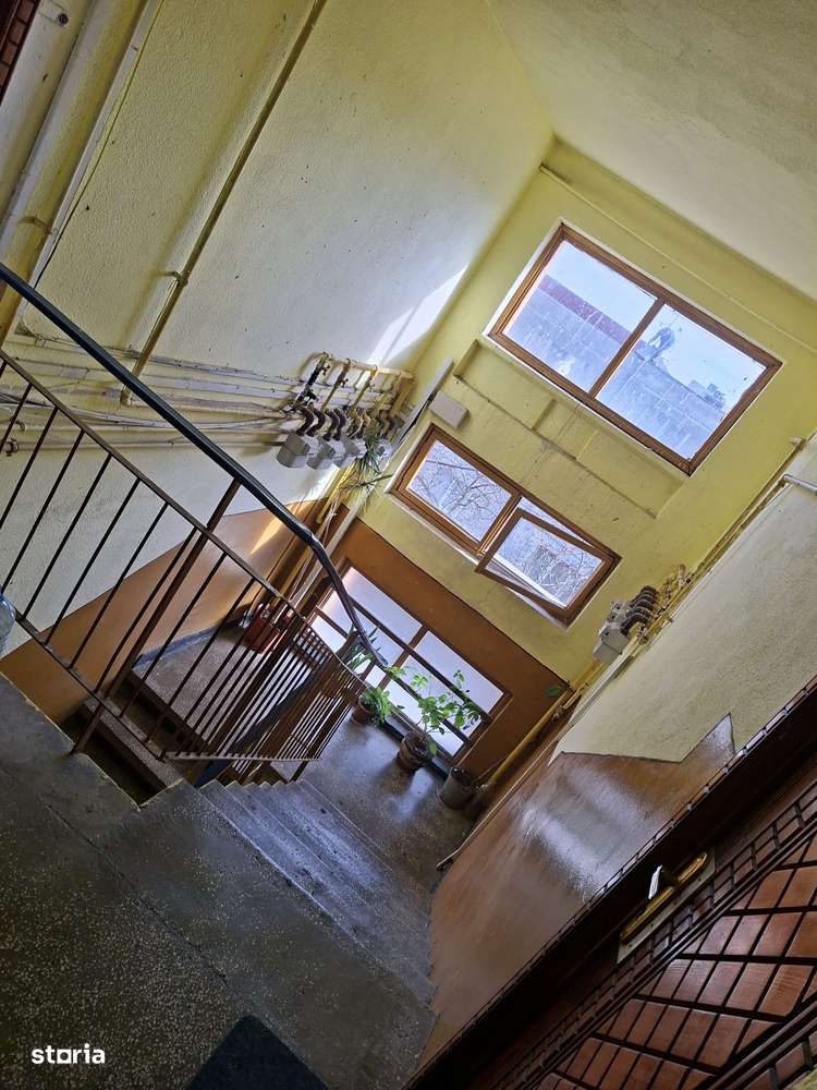 2 camere Banat // Liceul Barbu , finisaje clasice !-12