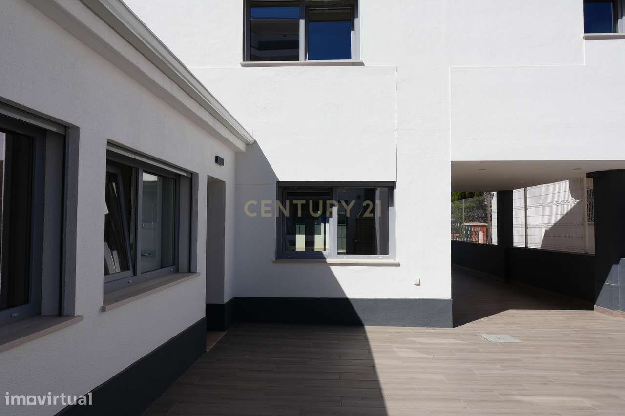 Luxuosa Moradia Nova na Costa da Caparica, Almada-6