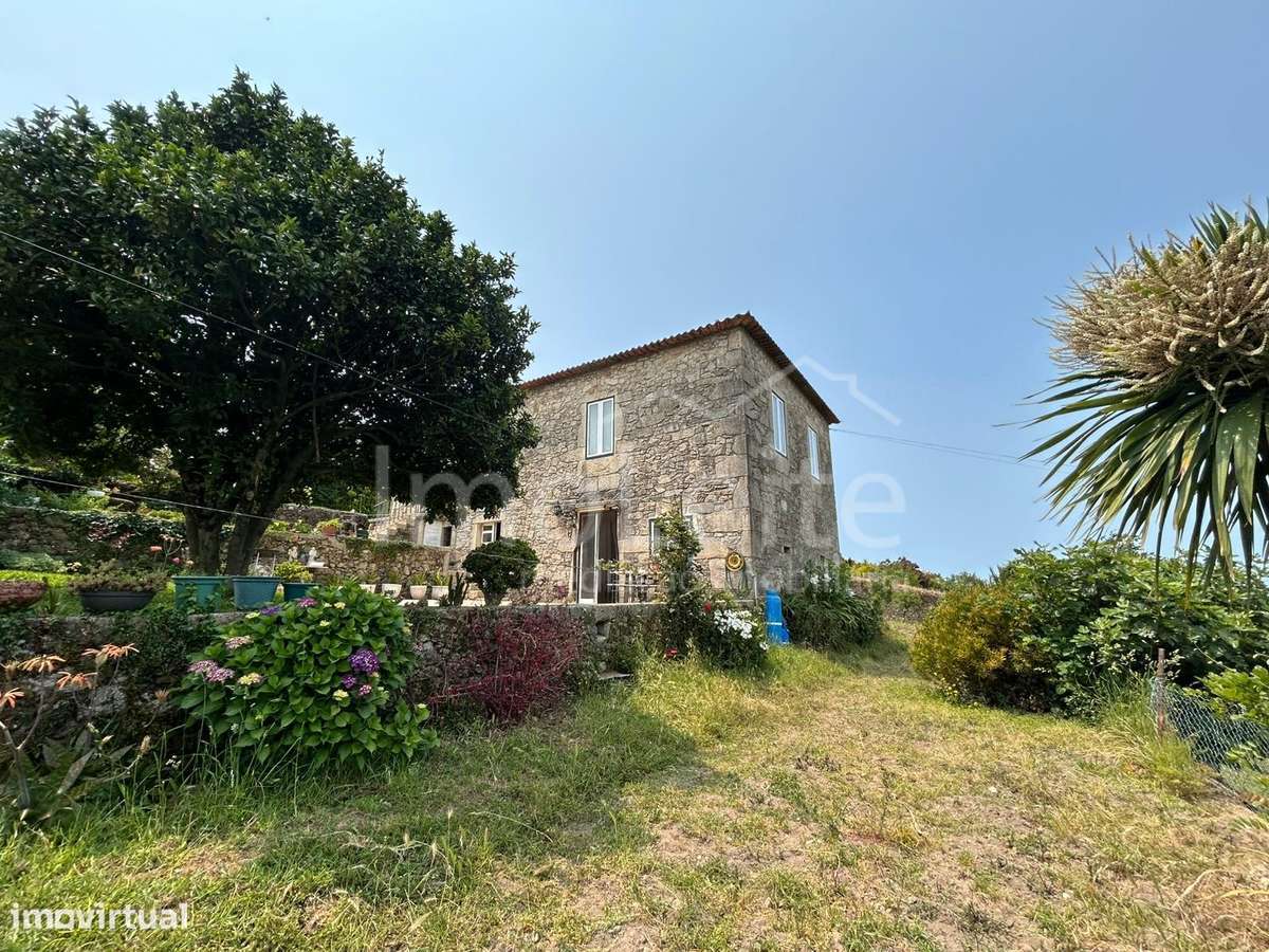 Moradia T3 Póvoa de Varzim Terroso - Grande imagem: 1/33