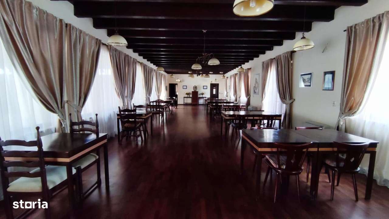 Destinație mixtă (restaurant, showroom, manej) – Herneacova - Imagine principală: 4/8