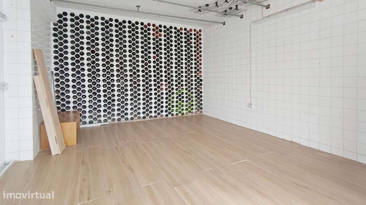 T1+1 Renovado no Centro da Póvoa de Varzim – Luxo, Conforto e Pronto a-30