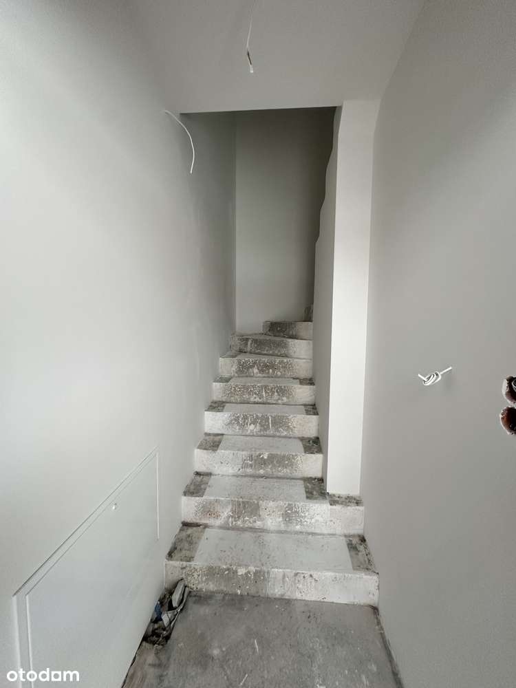 mieszkanie na piętrze z dodatkowym poddaszem i ogródkiem-7