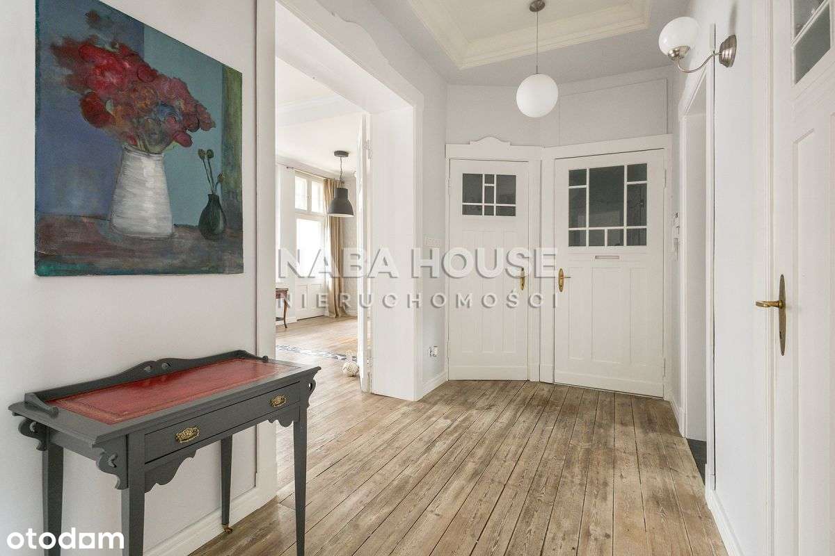 Słoneczny klimatyczny Apartament z dwoma balkonami-6