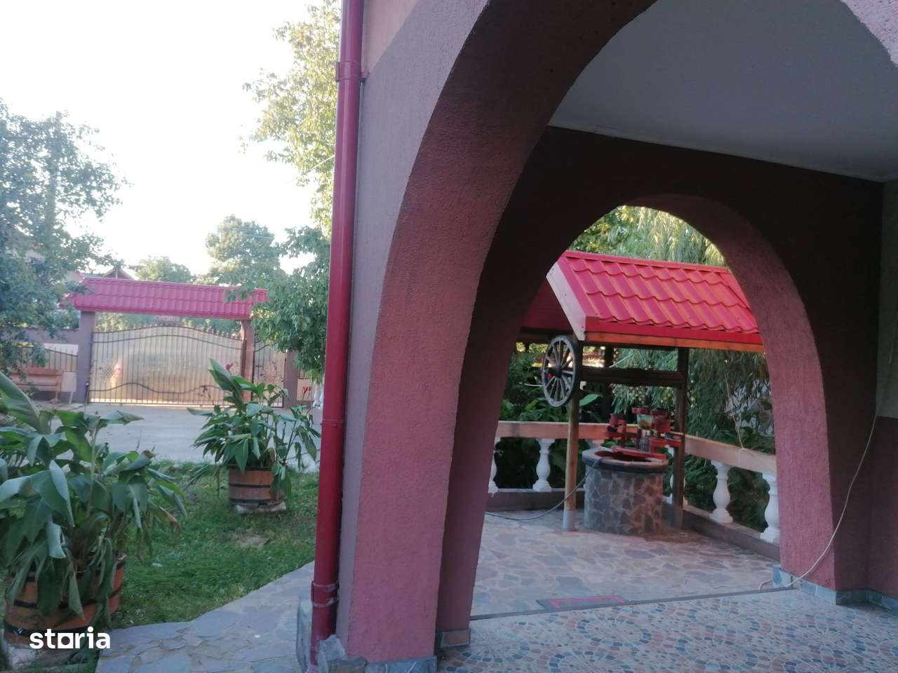 Dascalu-lfov-Vila D+P+M-5 camere-Locatie Deosebita - comision 0 - Imagine principală: 4/11