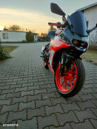 KTM RC 125 - 1