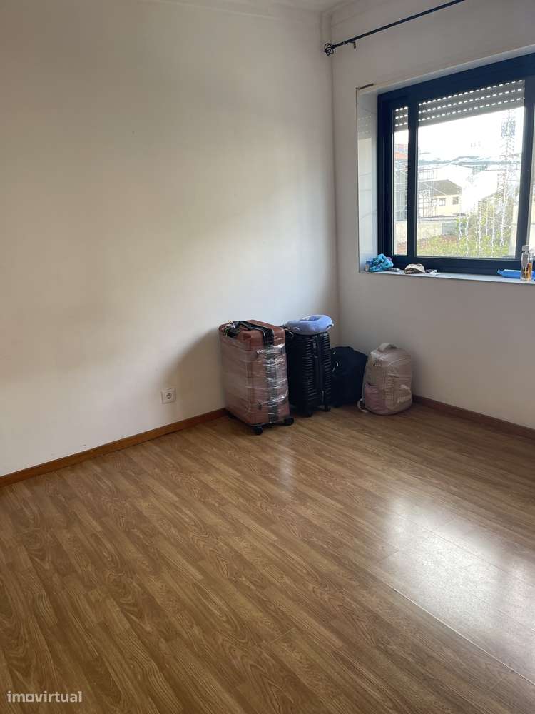 Apartamento T2 renovado - Grande imagem: 3/9