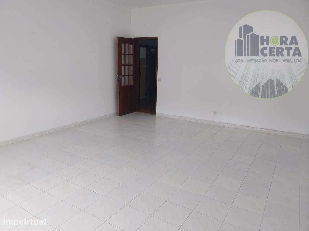 Apartamento T2 Alcochete!-5