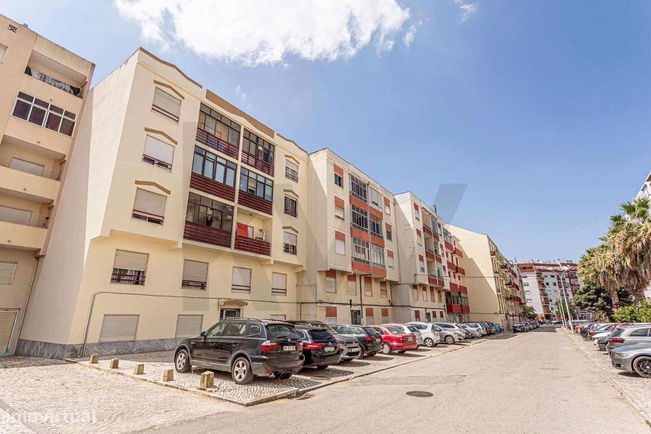 Apartamento T2 Totalmente Renovado em Setúbal
