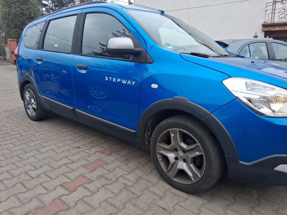 Dacia Lodgy TCe 115 Stepway 2017