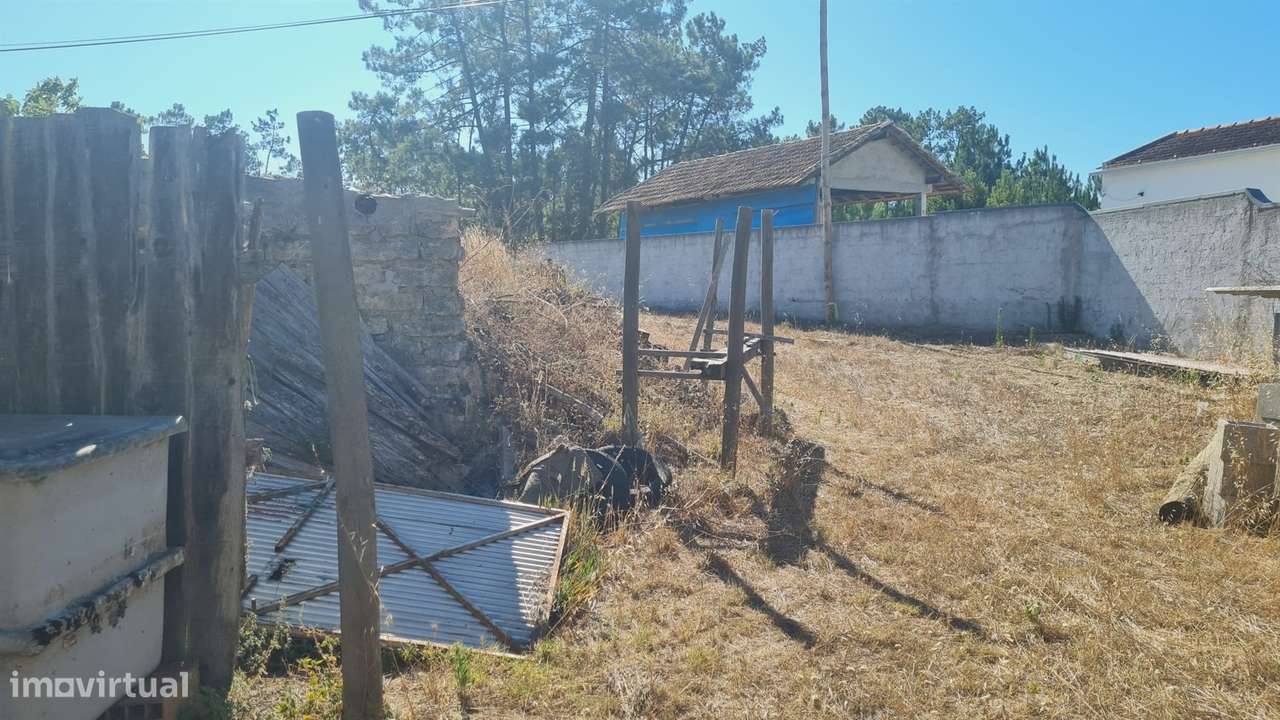Moradia / Terreno / Furo / Coimbrão / Leiria - Grande imagem: 4/12