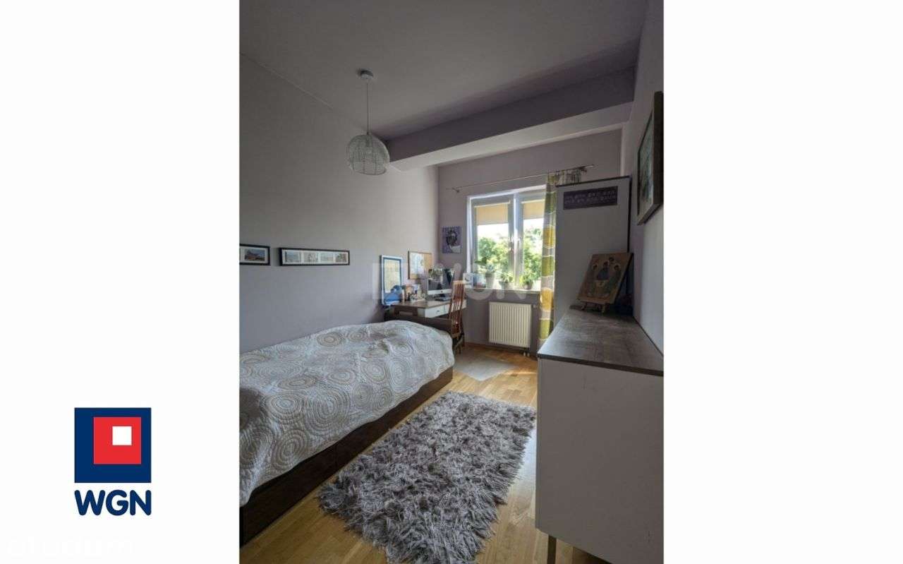 Duże 4 pokojowe mieszkanie w bloku z 2000 roku-7