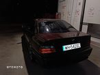 BMW Seria 3 325i - 24