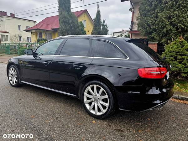 Audi A4 Avant 2.0 TDI DPF clean diesel quattro S tronic S line Sportpaket - 14