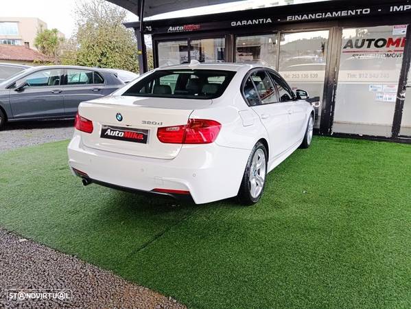 BMW 320 d Auto Pack M - 17