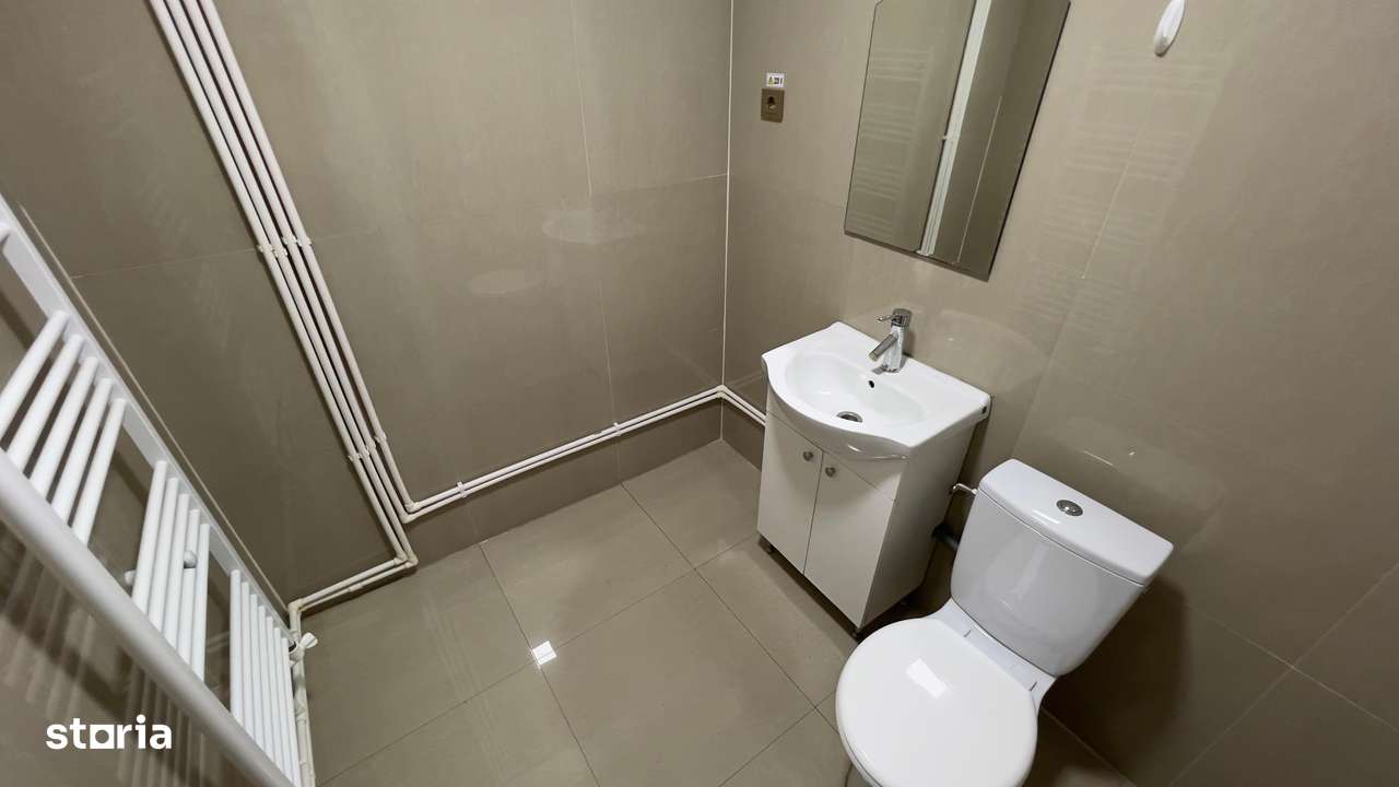 Spatiu zona centrala-9