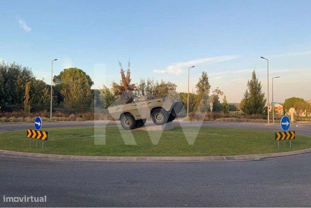 Vende-se Terreno Urbano no Entroncamento - Grande imagem: 4/32