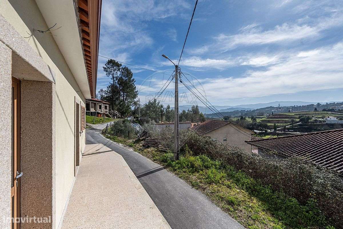 Moradia T2 para venda-10