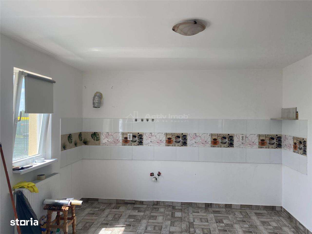 Case individuale-Mihailesti-Giurgiu-Mutare Imediata-STB la 100 m - Imagine principală: 2/20