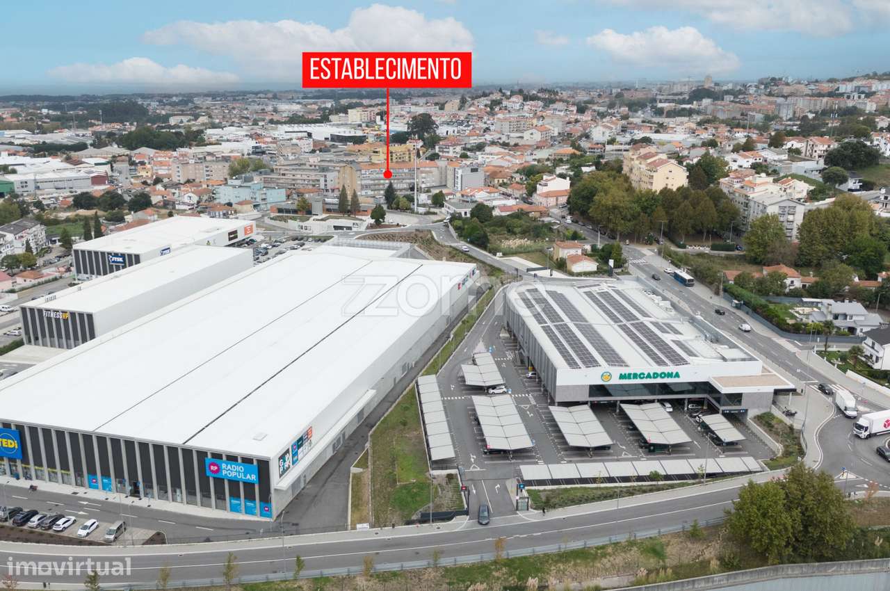 Espaço comercial amplo junto ao Gaia Park, em Vila Nova de Gaia, Po...-5