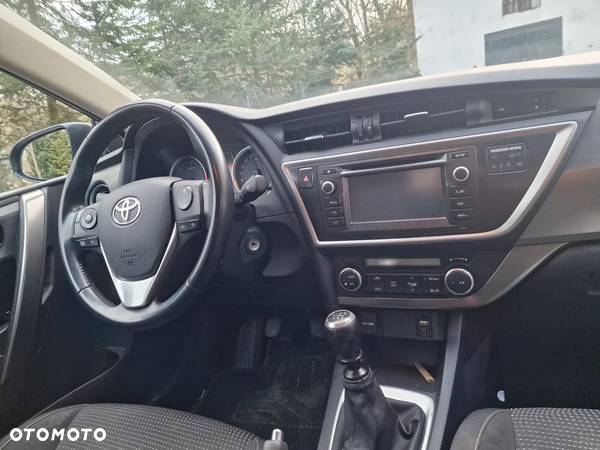 Toyota Auris 2.0 D-4D Premium - 13