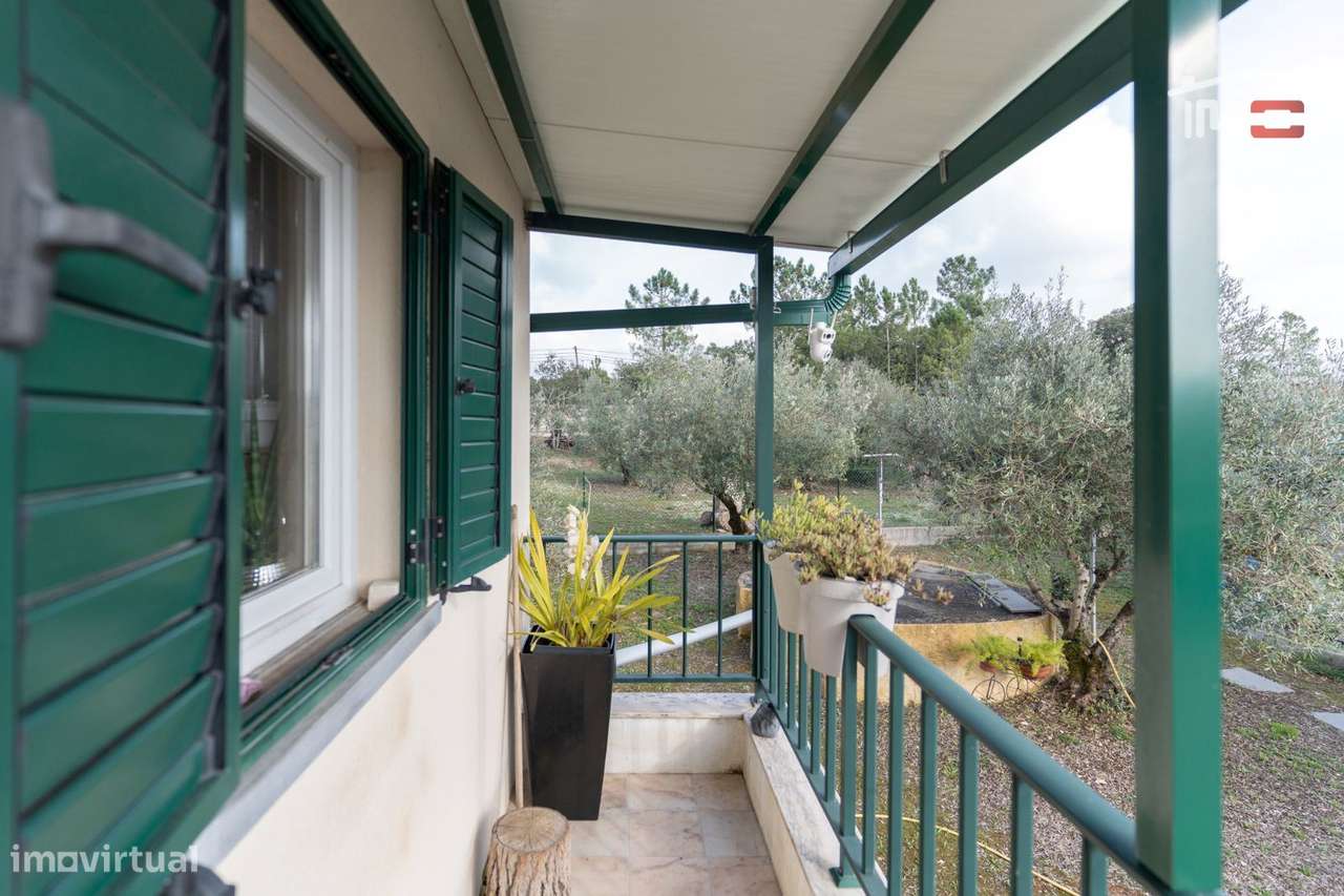 MORADIA T3 REMODELADA | ENTRADA DE FÁTIMA-7