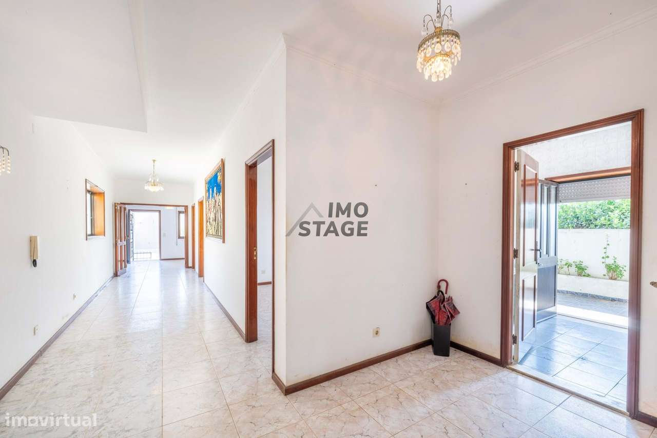 Moradia Térrea com Terreno 1.200m2 Excelente Oportunidade em Espinho-13