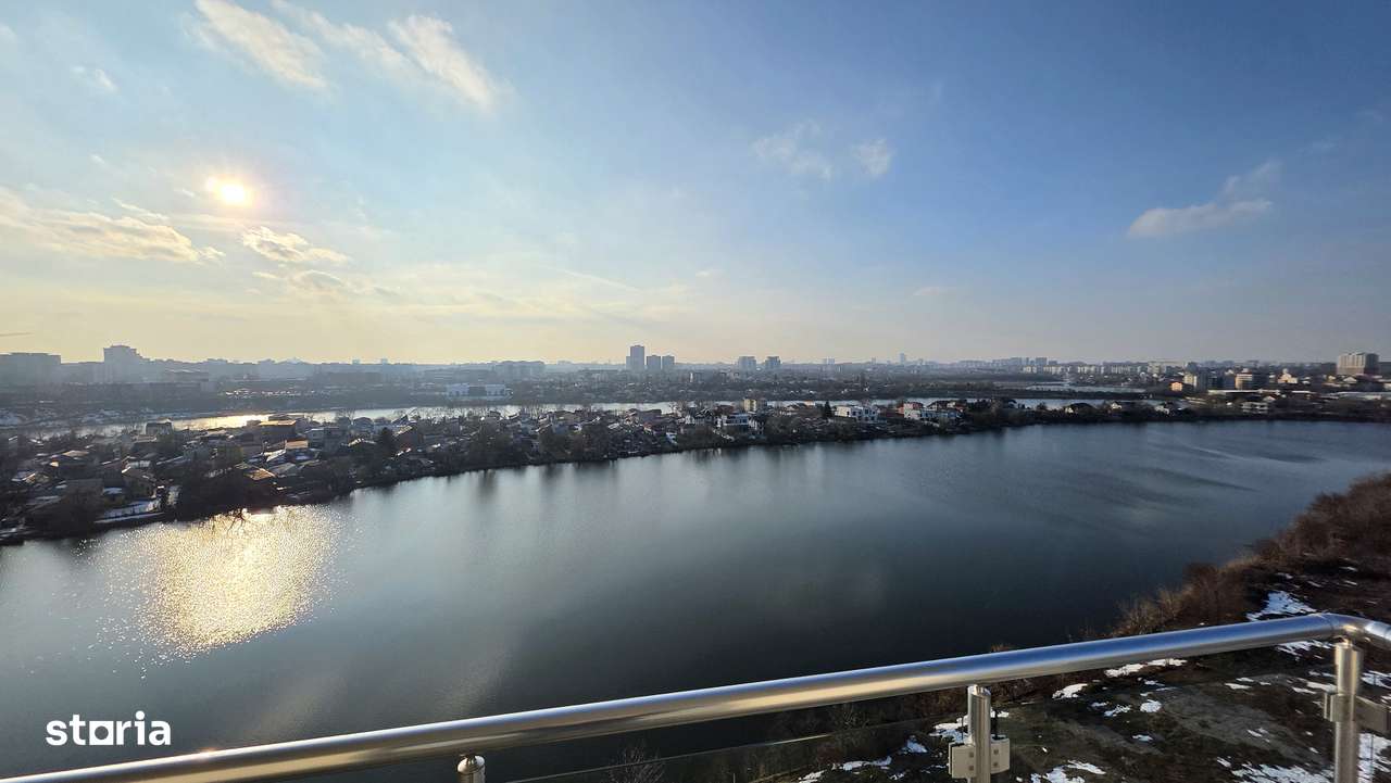 APARTAMENT CU TERASA GENEROASA SI VEDERE UNICA CATRE LAC