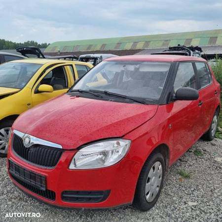 Dezmembrez Skoda Fabia 2009 1.2i BBM - 1