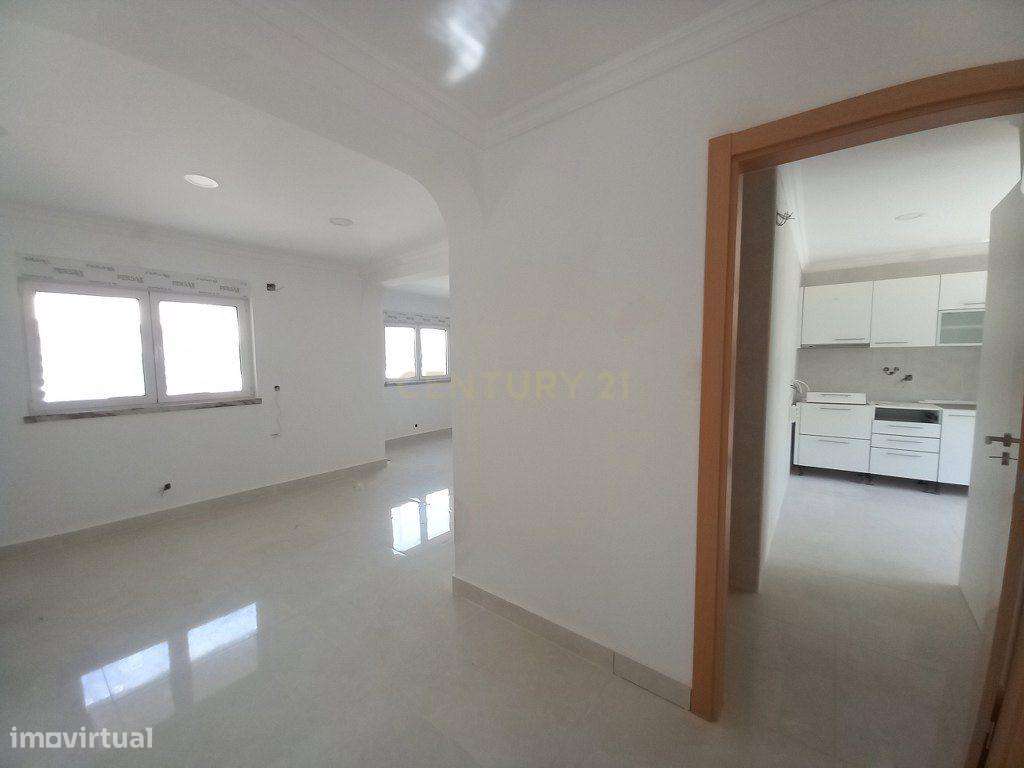 Moradia T5 Remodelada - Amora - Grande imagem: 5/44