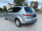 Ford S-Max - 12