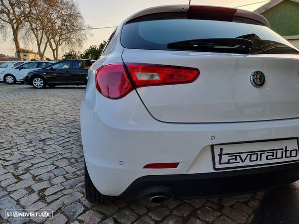 Alfa Romeo Giulietta 1.6 JTDm Distinctive 57X - 25