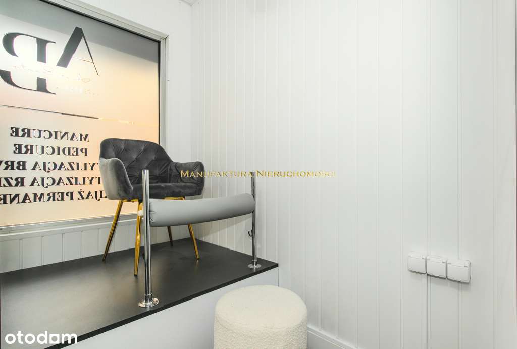 Lokal usługowy na sprzedaż tuż obok Starostwa!-4