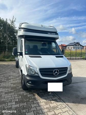 Mercedes-Benz Sprinter 319 - 3