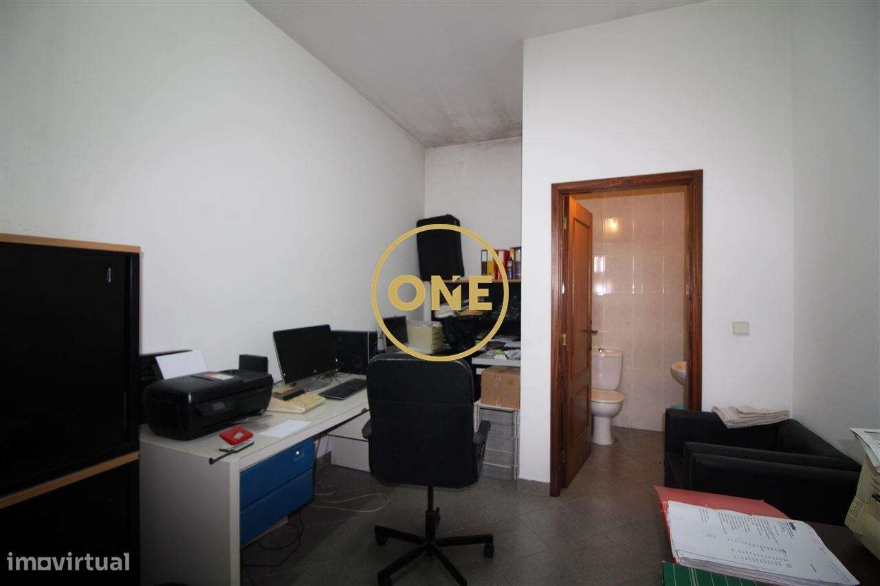 Loja com 103 m2 em Cabeçudos, V.N.F.  ideal para fazer crescer o seu n - Grande imagem: 4/10