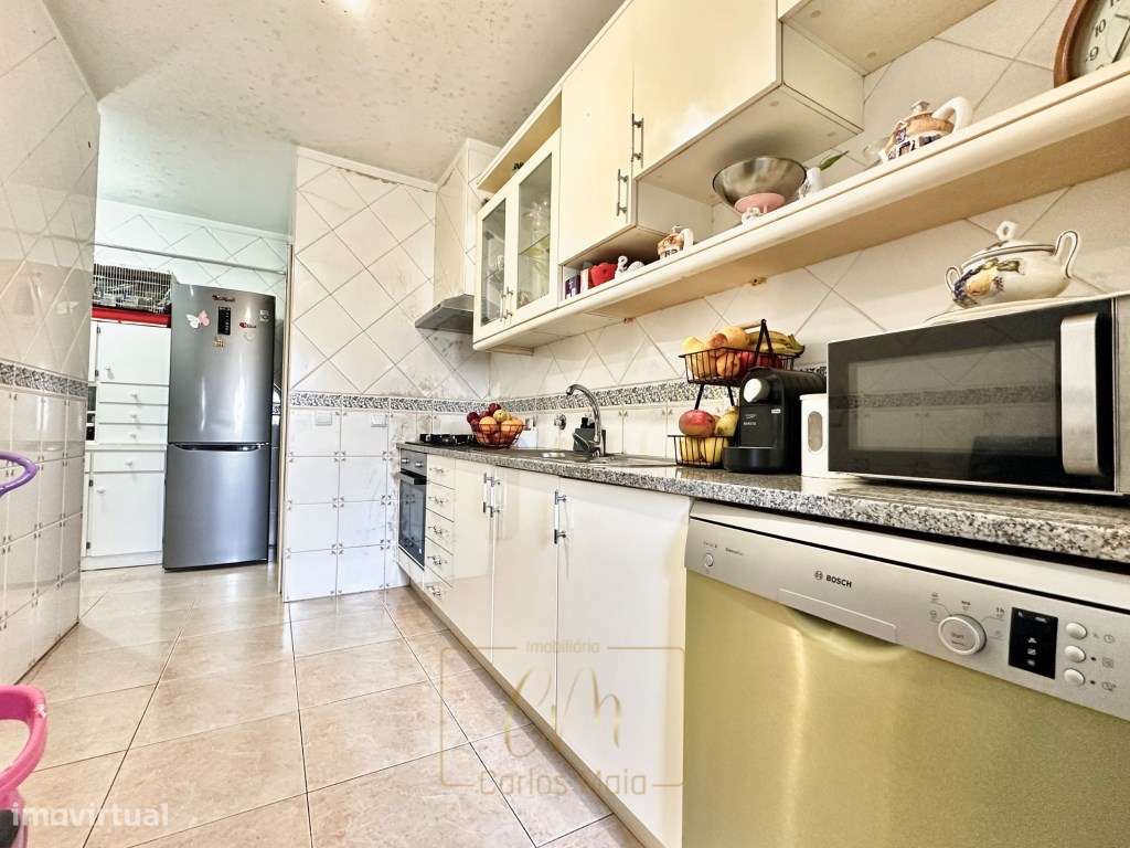 Apartamento T2 com lugar de garagem - Grande imagem: 4/13