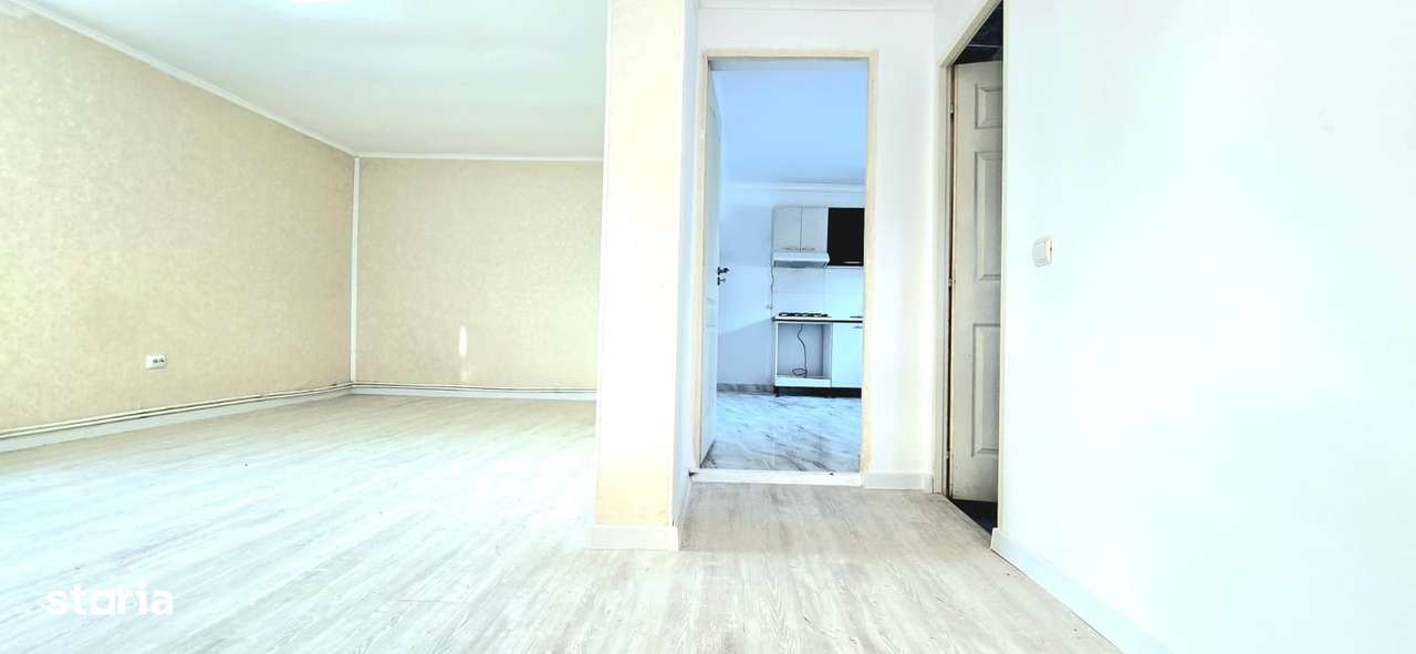 OPORTUNITATE DE INVESTITIE: Casă cu garaj – Lunca Cetățuii (Editurii)-9