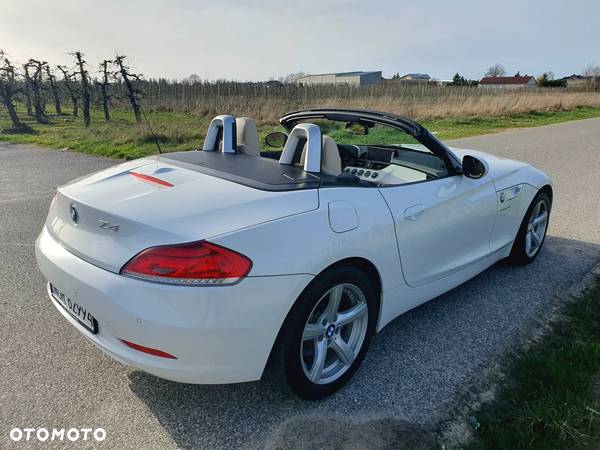 BMW Z4 sDrive28i - 17