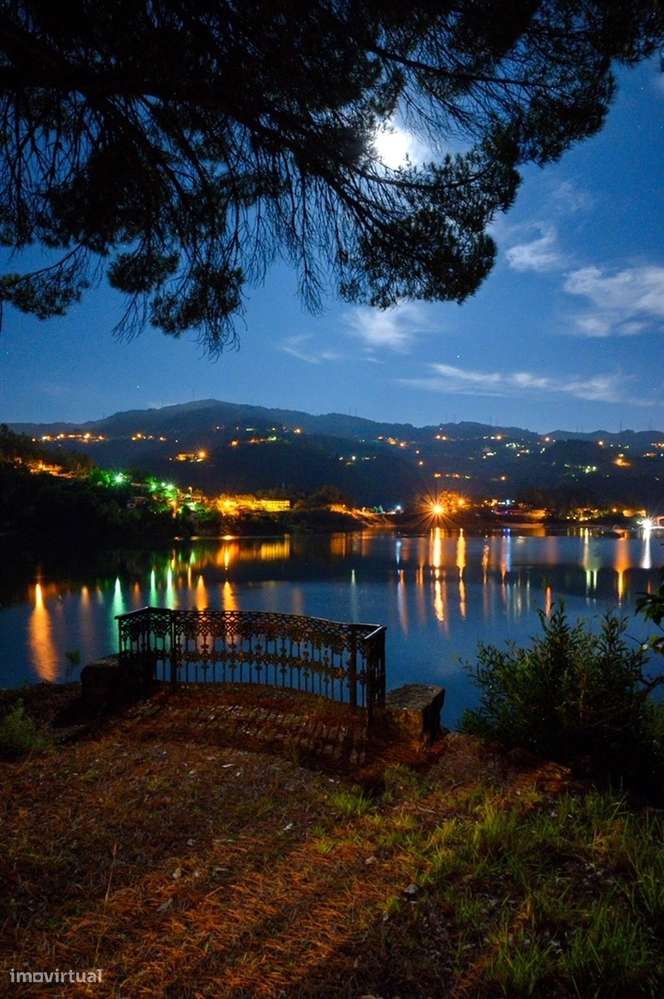 Moradia T4 em frente ao rio no Gerês - Grande imagem: 4/10